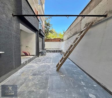 Çekmeköy Merkezde Bahçe Kullanımlı 2+1 Satılık Daire