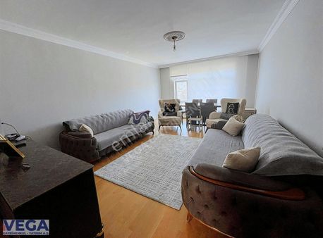 ▄vega▄gayrimenkul▄ Millet Bahçesine Komşu Masrafsız 3+1 Daire