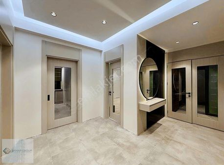 Tablakaya'da 6+1 550 M2 Arsa Payı Site İçi Lüks Villa