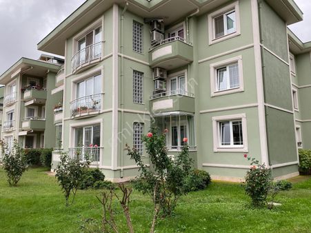 Eskidjiden Yahya Kaptan Armada 2 Sitesinde 4+1 Kiralık Daire