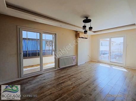 Kat Kaloriferli Asansörlü 3+1 Ayrı Mutfak Kafa Daire