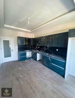 Şehrin En Değerli Bölgesi Adatıp Arkası Lüks Ve Ferah Bir Yaşam