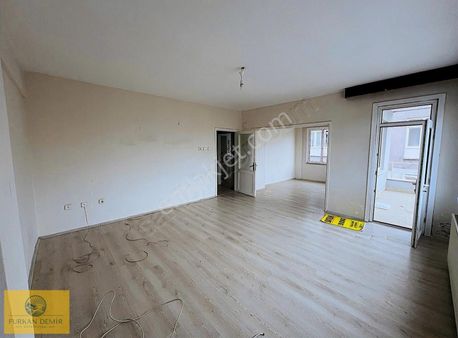 Furkan Demir'den Karamürsel 4 Temmuz'da Geniş 3+1 Kiralık Daire