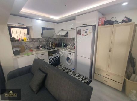 Kuşadası Merkezinde Satılık Bahçe Katı 1+1 Daire