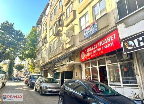 Remax Area'dan Merkezi Konumda Yenilenmiş 2+1 Ara Kat Daire