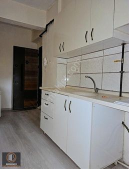 1️.yapı'dan Karaman Pazarı Mevki 70 M² 2+0 Aile Binasında Daire