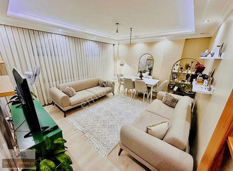 50.yıl Mahallesi Tramvaya 1 Dk 2+1 110m2 10 Senelik Bahçekatı