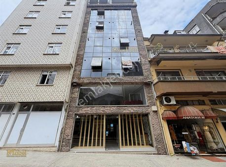 Ünye'nin En İşlek Caddesinde Satılık Dükkan