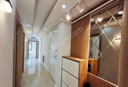 Samsun Atakum Esenevlerde Mükemmel Lokasyonda Asansörlü 3+1 Satılık Daire