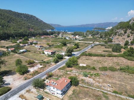 Joker: Marmaris Turgut Ana Yola Cepheli Denize 2 Dk Satılık Tarla