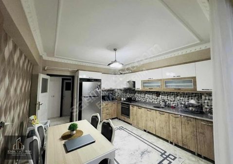 [ema Yatırım] Ataşehirde Satılık 4+1 210 M2 Fırsat Daire