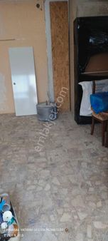 Ümraniye Tepeüstü Tavukçuyolu Caddesi Kiralık Dükkan Giriş Kat