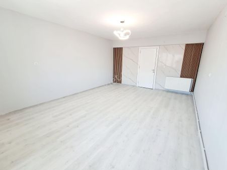 Kz Grup'tan Sümerde Arakat Caddeye Yakın 3+1 150m2 Kiralık Daire