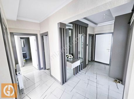 Desa'dan Harika Konumda Ara Kat Ön Cephe Kiralık 3+1