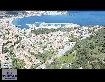Yenifoça Donatkentte Marinaya Yakın Deniz Manzaralı Villa Arsası