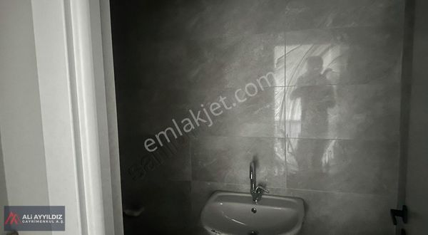 Eminel Tuğcular İş Merkezi'nde Kiralık İş Yeri