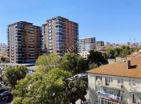 Kızlarpınarı Cad Üzerinde 3+1 Ön Cephe Sıfır Ebeweyn Banyolu