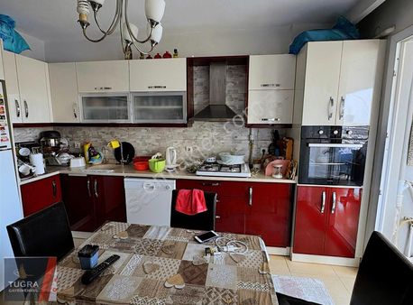 İhtiyaçtan Acil Satılık 3+1 Doğalgazlı 165 M2 Satılıktır