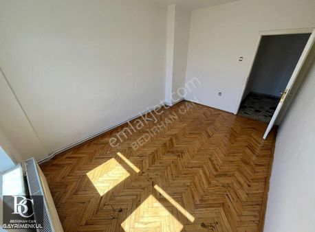 Bedirhan'dan Merkezi Lokasyonda Orta Kat Geniş Masrafsız Fırsat