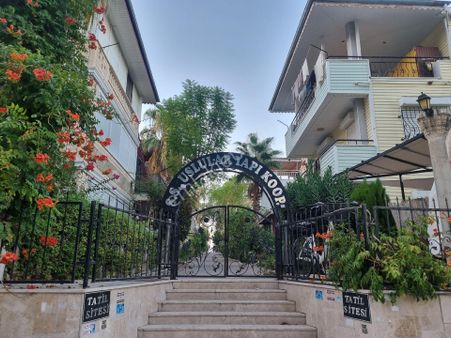 'idamaxtan Kumköy Uslular Sitesinde Satılık Site İçi Villa'