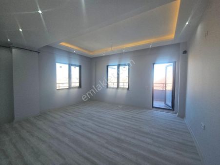 C21 Loca'dan Şehir Manzaralı 2+1 Dubleks Sıfır Kiralık Daire