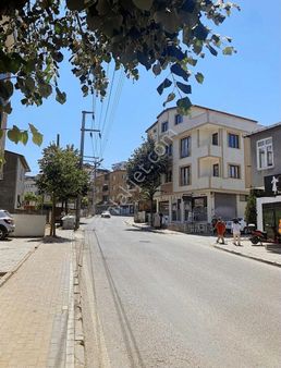 Darıca Sokullu Caddesi Üzeri 2+1/75 M2 Arakat