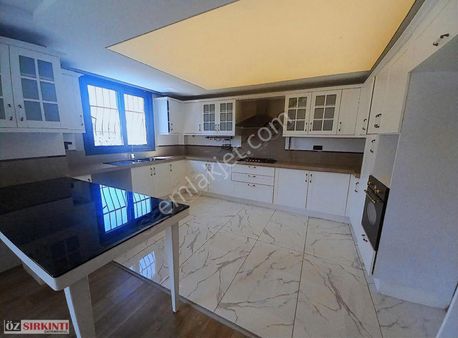 Gürselpaşa Da Güvenlikli Site İçerisinde Full Extralı Geniş ...