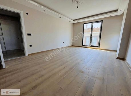 Kazım Karabekir Mah 2+1 Lüks 85m2 Ara Kat Daire Yerden Isıtmalı