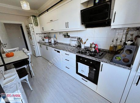 Re/max Şehir'den Yalova Çınarcık'da Satılık Bahçe Dubleks