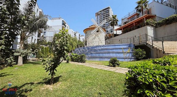 Çiğli Park Yaşam Santorini De Satılık 3+1 Bahçeli Dubleks