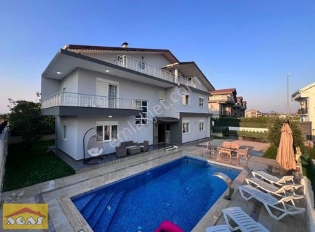 Antalya Belek 6+1 Özel Havuzlu Triblex Kiralık Villa