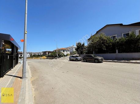 İzmit Tüysüzler De Satılık Geniş Müstakil Bahçeli Villa