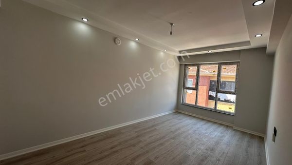 Çamlıca Mh Satılık 2+0 Daire