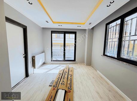 Cadde Emlak Yenimahalle Sıfır Ayrı Mutfak 60 M2 Kiralık Yüksek G