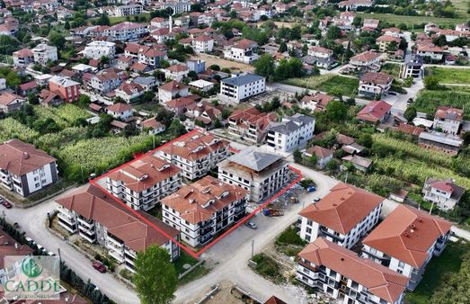 Cadde Emlaktan Akkaya Sitesinde Satılık 3+1 Ferah Daire