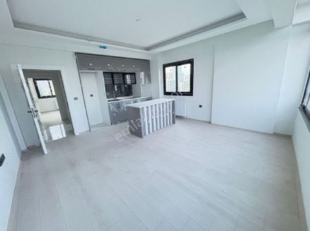 Dream Home'dan Mezitli 75.yıl Mahallesinde 2+1 Doğalgazlı Sıfır Bina