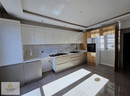 Lüx Erzurum Dan Yıldızkent Yeni Bulvarda Satılık 3+1 Lüks Daire