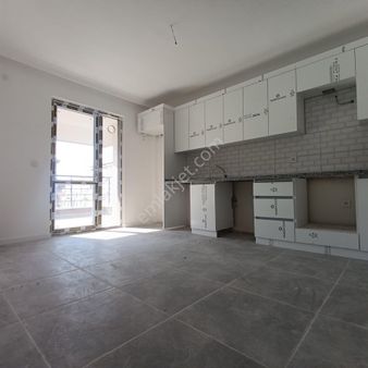 Beşikkaya'da Postane Karşısında Sıfır 3+1 Lüks Daire