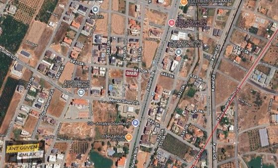 Atatürk Caddesi 1.5 Emsal 1.220 M2 İnşaat Alanı Olan Ticari Arsa