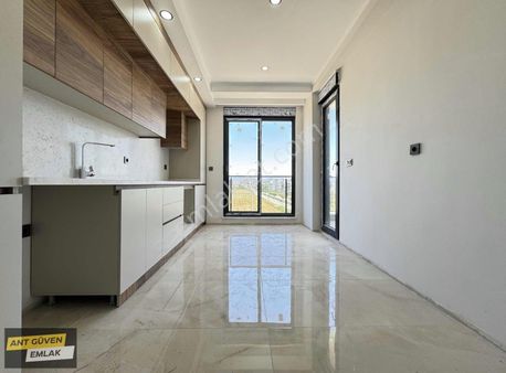 Bahçeyaka Cadde Üzeri 3+1 160 Köşe Başı Etrafı Açık Geniş Ferah