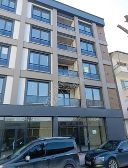 ""gazi Emlak""4 Yol'da Ramada Otel Arkası 2+1 Sıfır Arakat