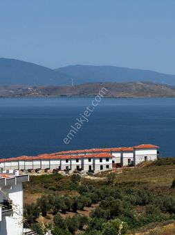 Müstakil Villa Denize Sıfır Konumda , Lüks Araç Takasına Uygun