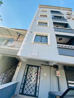 Emlak/tur'dan Manisa Turgutlu Aynı Apartmanda 2 Daire