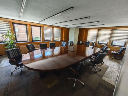 Güncel İlandır!! Gayrettepe De 503m2 Brüt Prestijli Bina Da Ofis