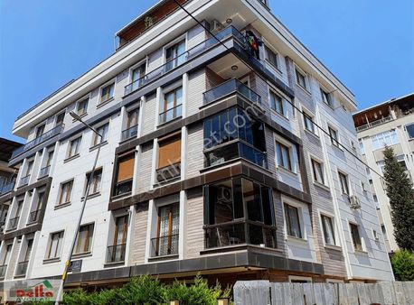 Delta'dan 3+1 Yeni Binada 150m2 Otoparklı Asansörlü Daire