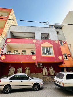 Komple Satılık 3 Katlı Müstakil Ev