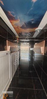 Dikili Gazipaşa Mahallesinde Doğalgaz Isıtmalı Asansörlü 3 Senelik Binada Arakat 2+1 Daire Satılık