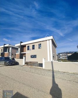 Batıkent'te Anahtar Teslim Sıfır Satılık İskanlı Villa