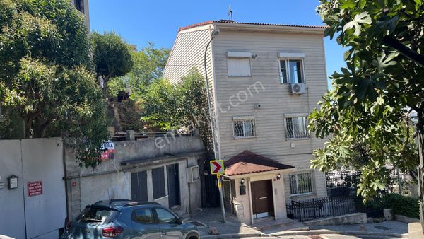 Kuzguncuk'ta Boğaz Manzaralı Lüks Villa