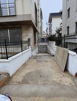 Cb Premıum'dan Mustafa Kemal Mahallesi'nde Kiracılı Komple Bina